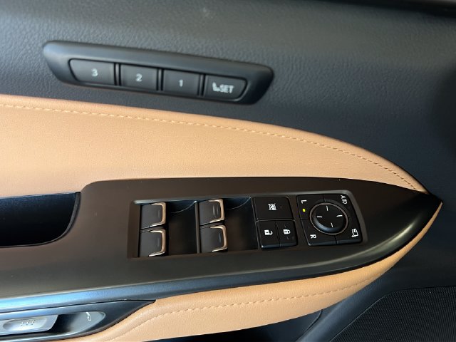 Certified 2025 Lexus NX 350 AWD w/ Accessory Package (2T) image 30
