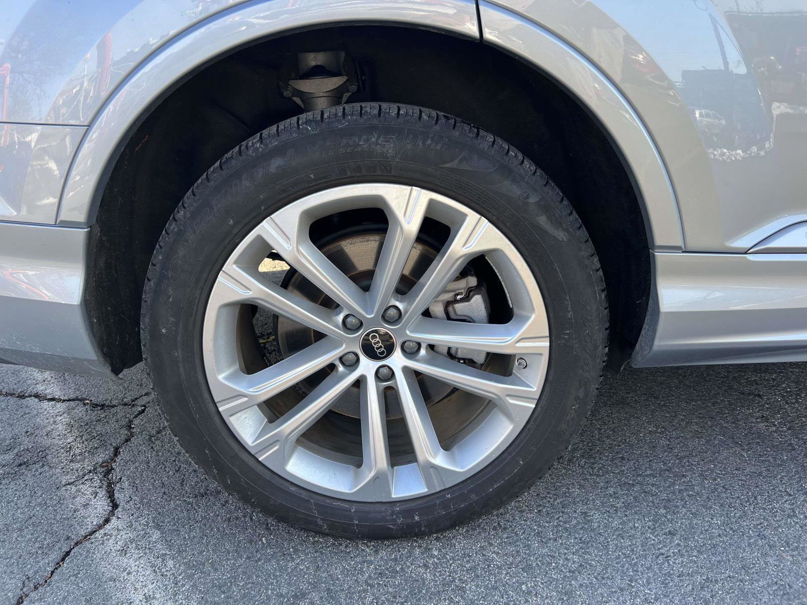 Used 2025 Audi Q7 2.0T Premium Plus image 9