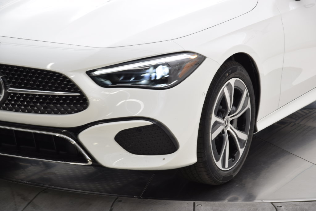 New 2027 Mercedes-Benz CLE 300 4MATIC Coupe image 11