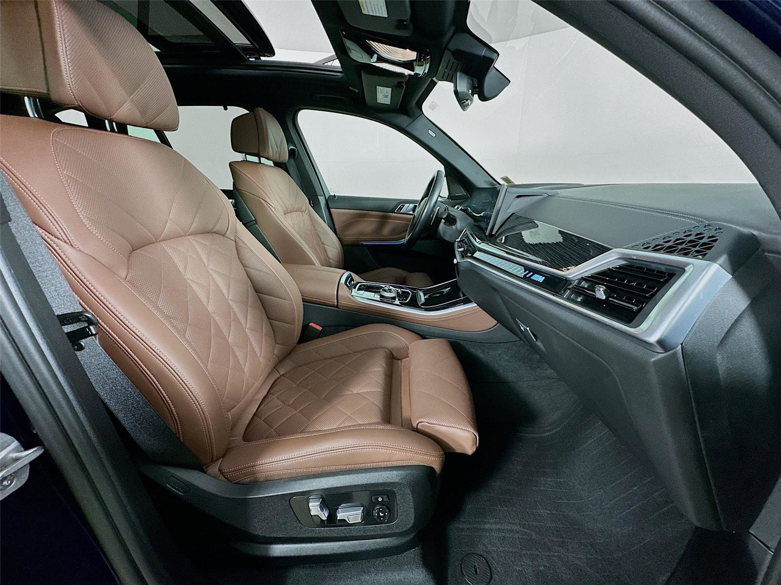 Certified 2024 BMW X5 M60i w/ Executive Package image 30