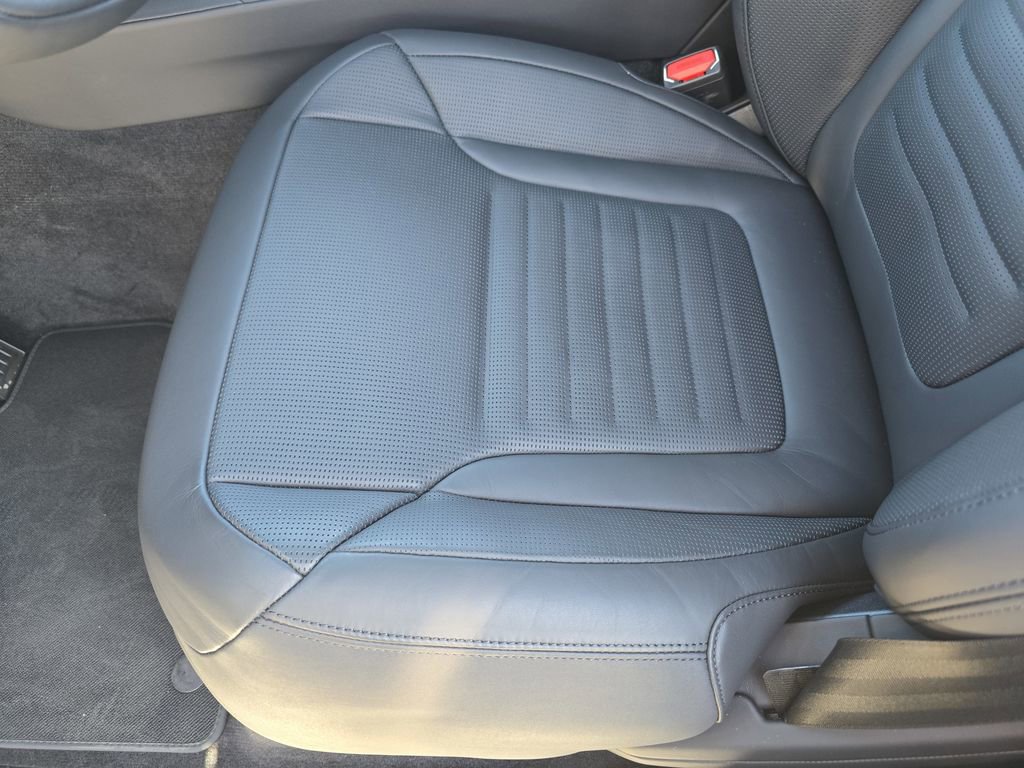 New 2026 Land Rover Range Rover Sport SV image 30