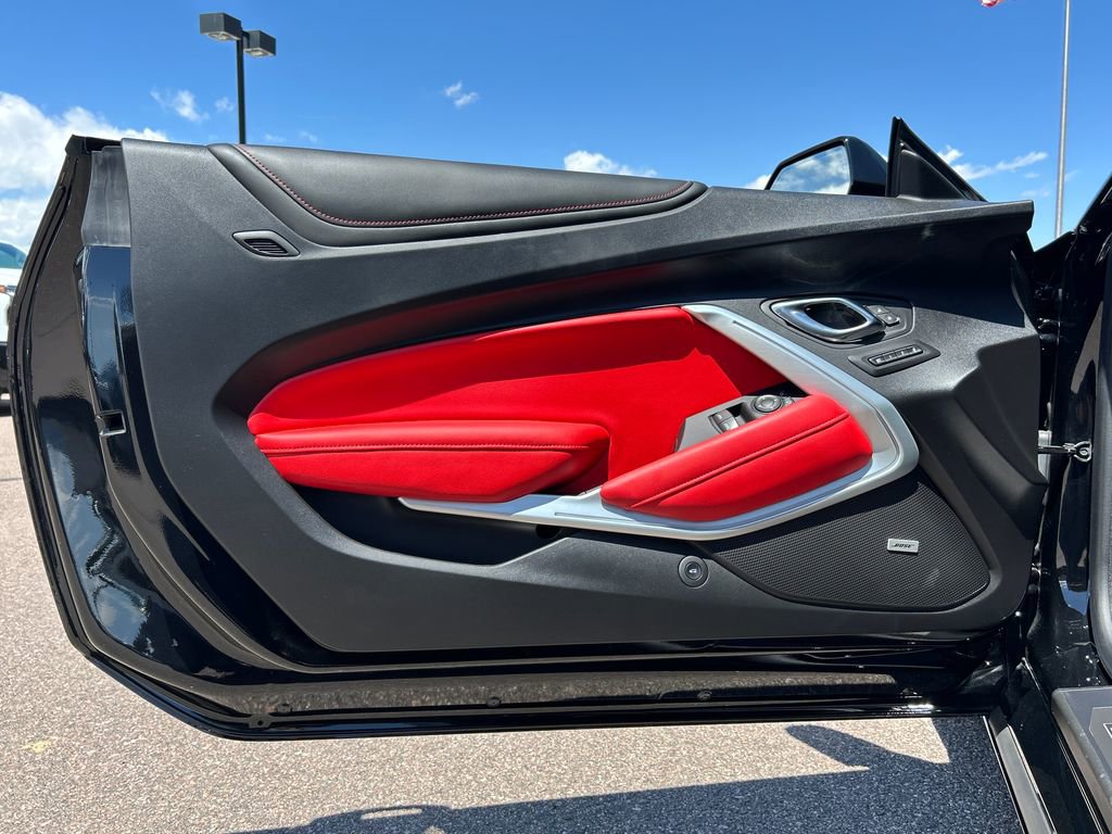 Used 2021 Chevrolet Camaro SS RWD image 29