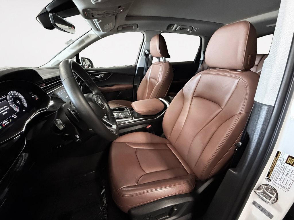 Used 2023 Audi Q7 2.0T Premium Plus w/ Premium Plus Package image 11