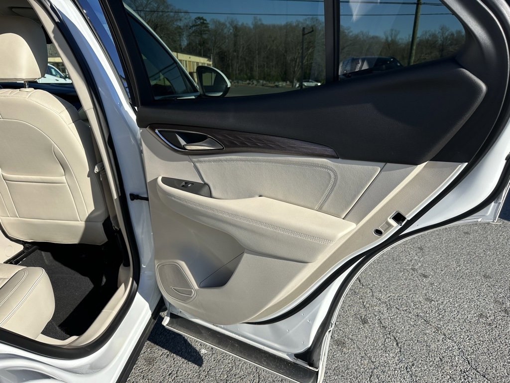 Used 2021 Buick Envision Avenir image 19