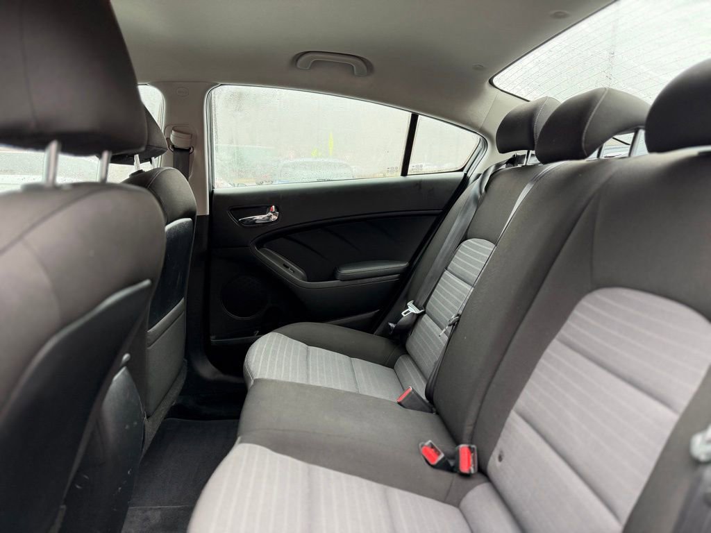 Used 2018 Kia Forte S image 6