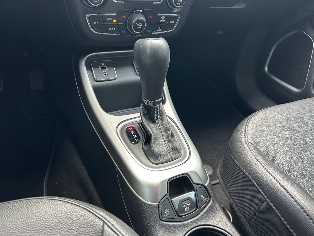 Used 2021 Jeep Compass Latitude FWD image 47
