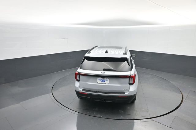 New 2026 Ford Explorer ST-Line w/ ST-Line Street Pack image 26