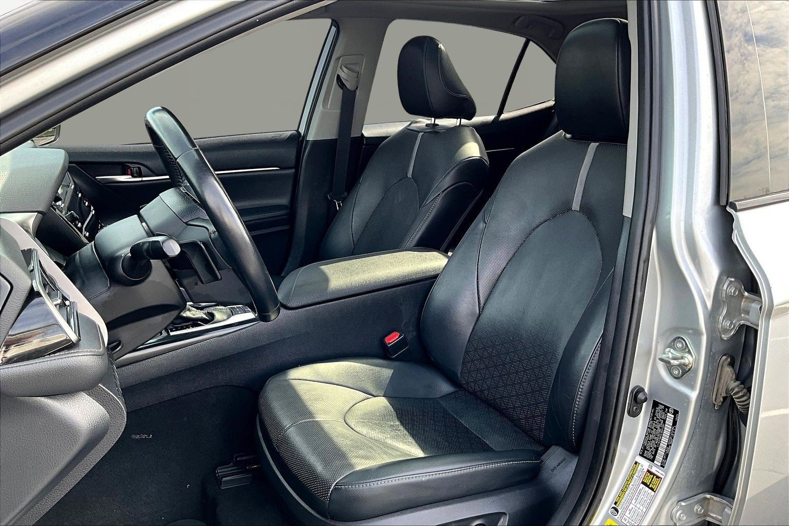 Used 2020 Toyota Camry XSE w/ Driver Assist Package image 21