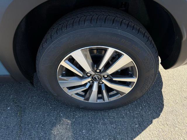 New 2026 Nissan Pathfinder SL image 9