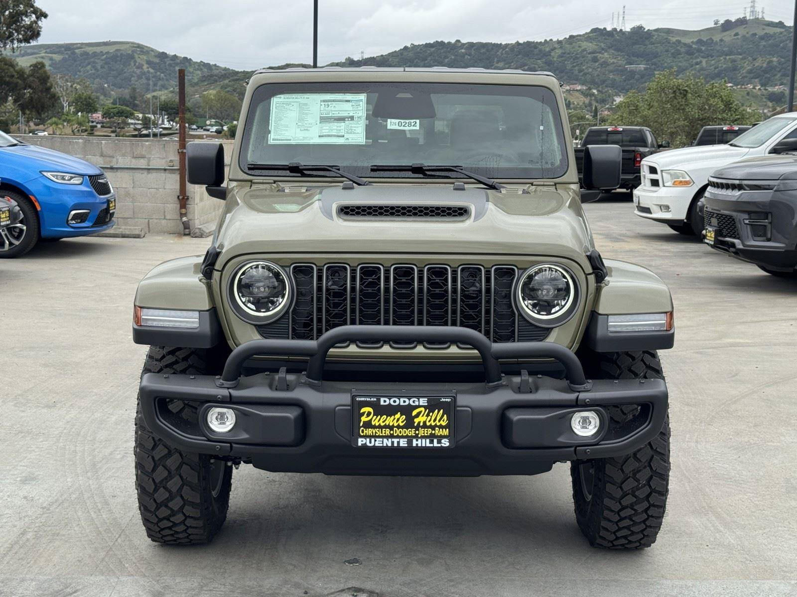 New 2026 Jeep Gladiator Willys AWD/4WD image 2