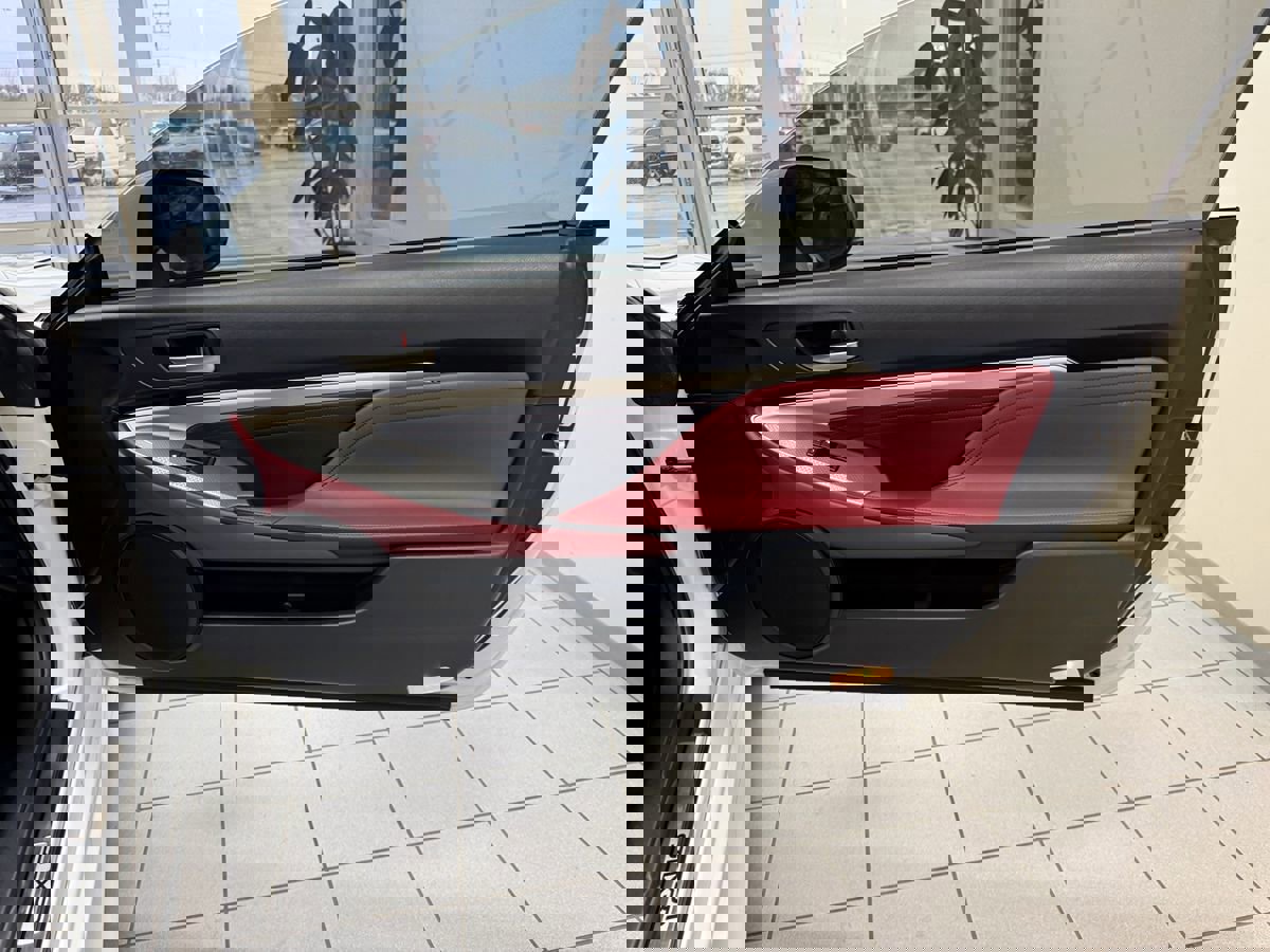 Used 2015 Lexus RC 350 AWD w/ Navigation System Package image 18