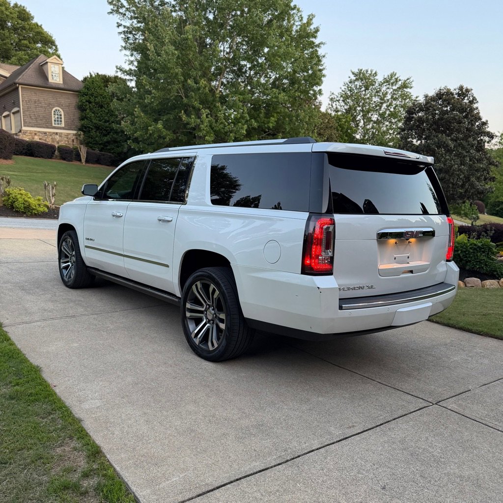 Used 2017 GMC Yukon XL Denali w/ Open Road Package AWD/4WD image 11