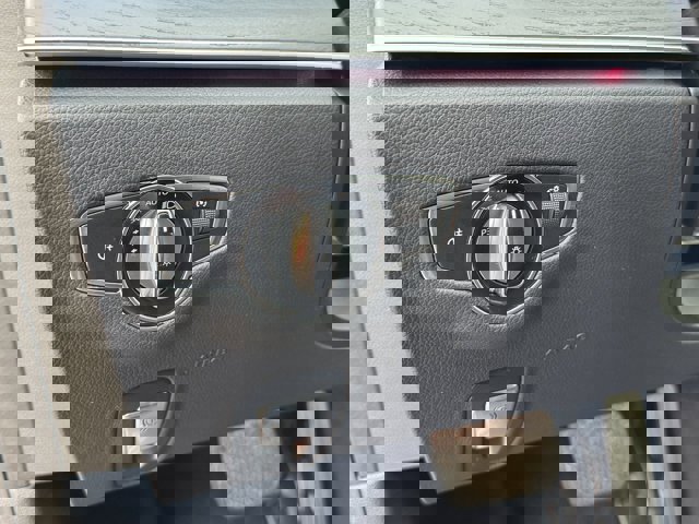 Used 2023 Mercedes-Benz E 350 Sedan image 18