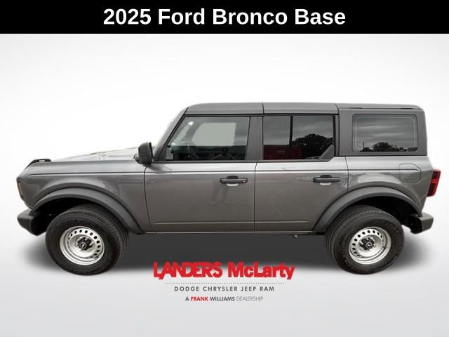 Used 2025 Ford Bronco 4-Door image 3