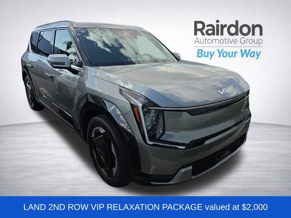 Certified 2024 Kia EV9 Land AWD/4WD image 2