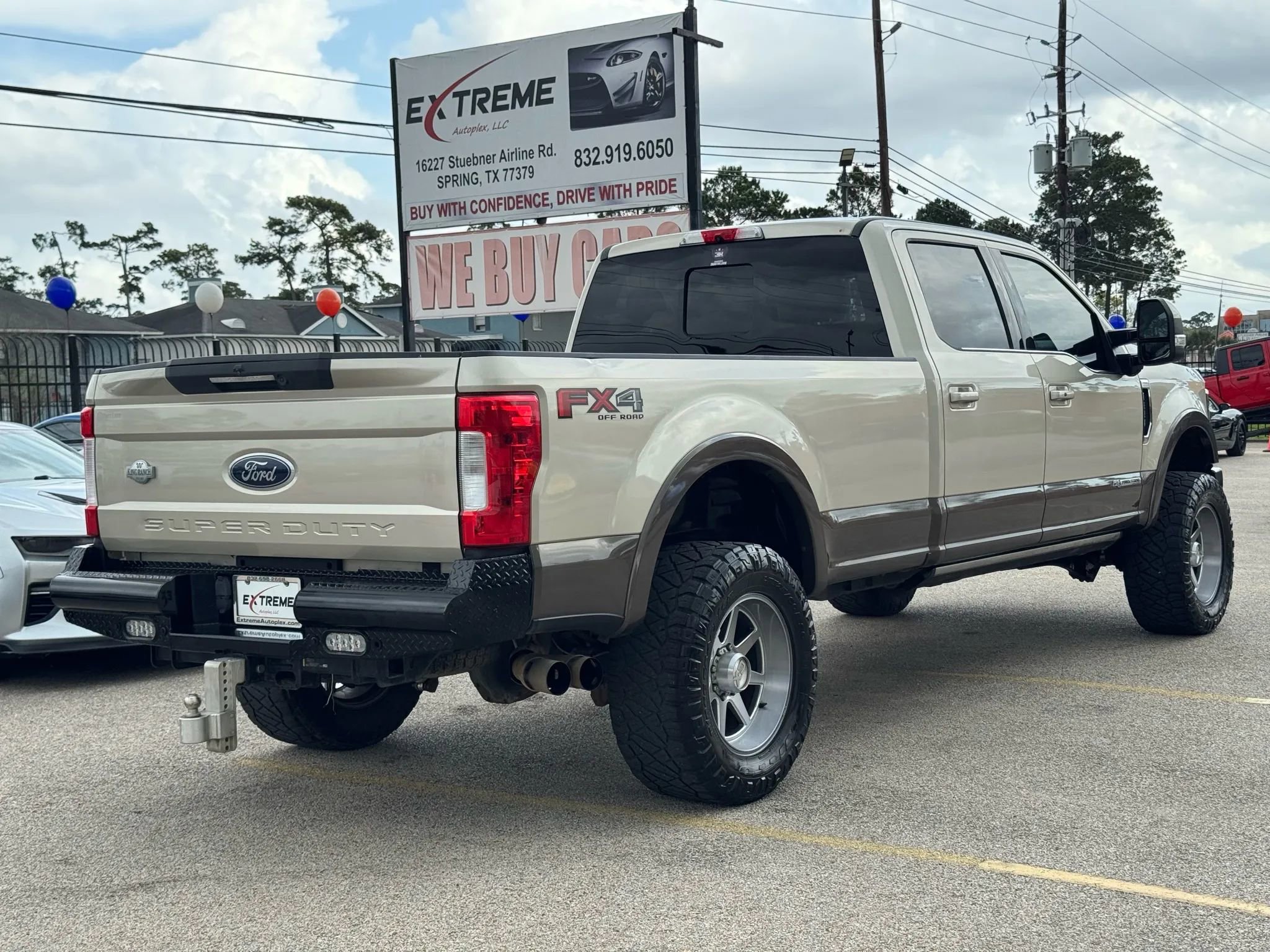 Used 2017 Ford F350 King Ranch w/ Tow Technology Bundle AWD/4WD image 9