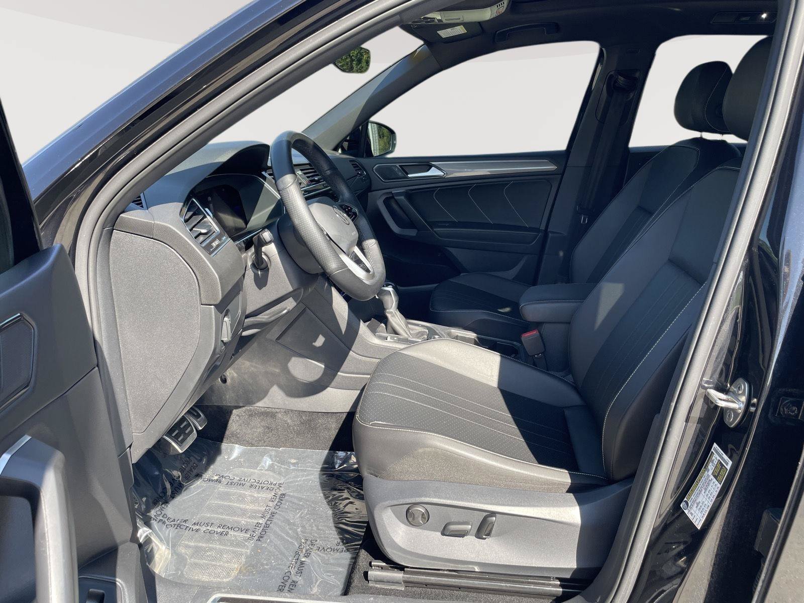 Used 2022 Volkswagen Tiguan SE R-Line AWD/4WD image 20