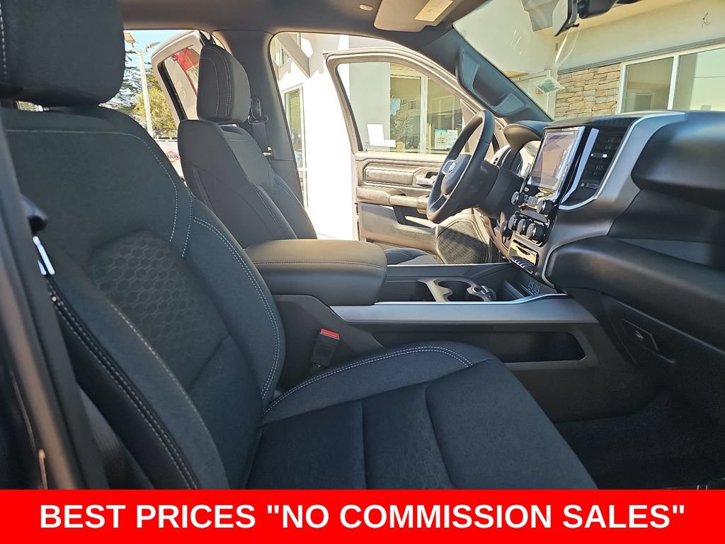 New 2026 RAM 1500 Express AWD/4WD image 10