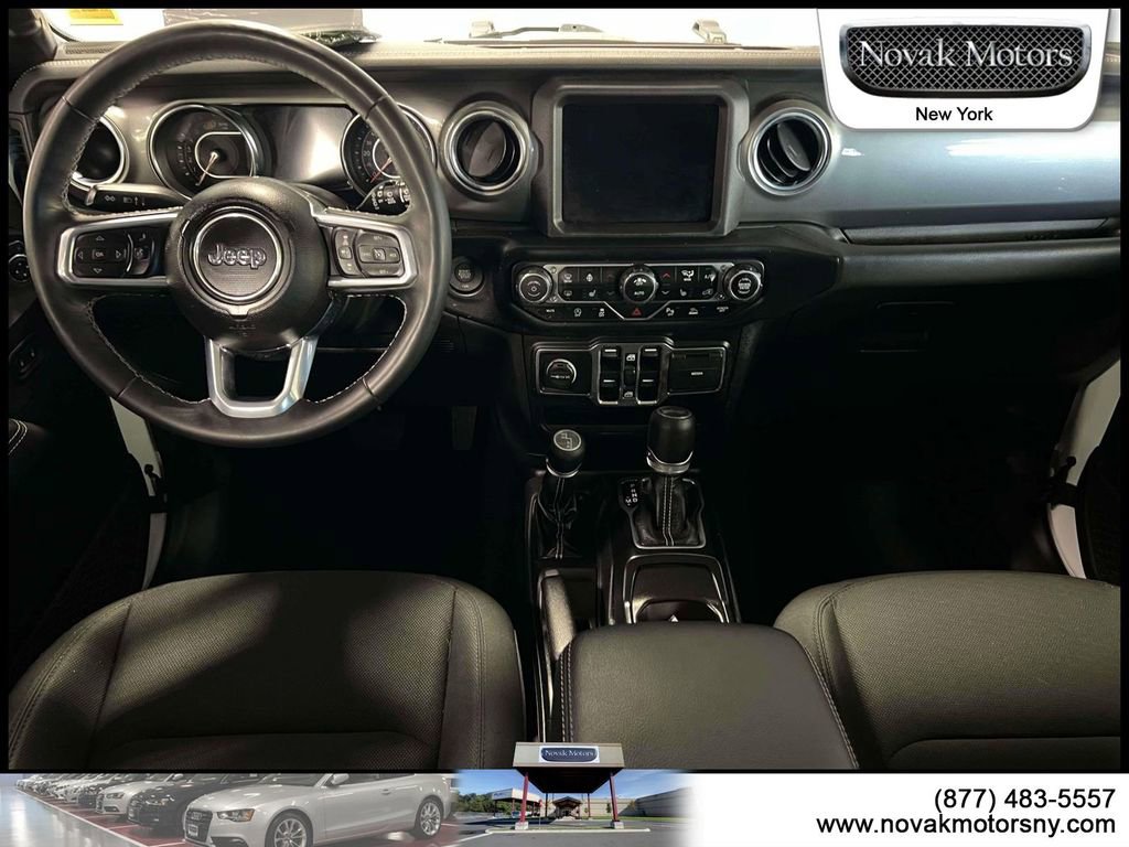 Used 2022 Jeep Wrangler Unlimited Sahara w/ Cold Weather Group AWD/4WD image 14