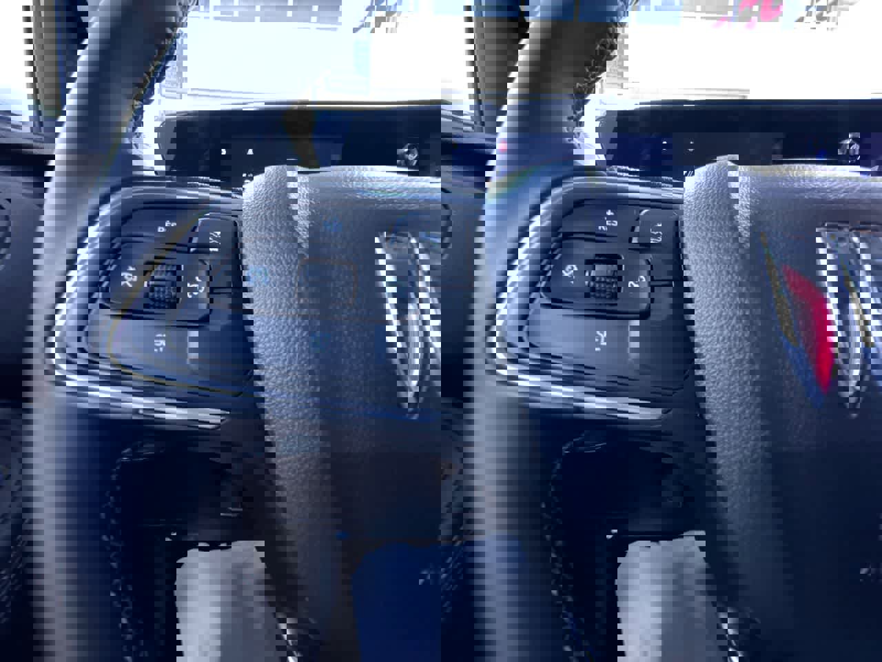 Used 2025 Buick Encore GX Preferred image 20