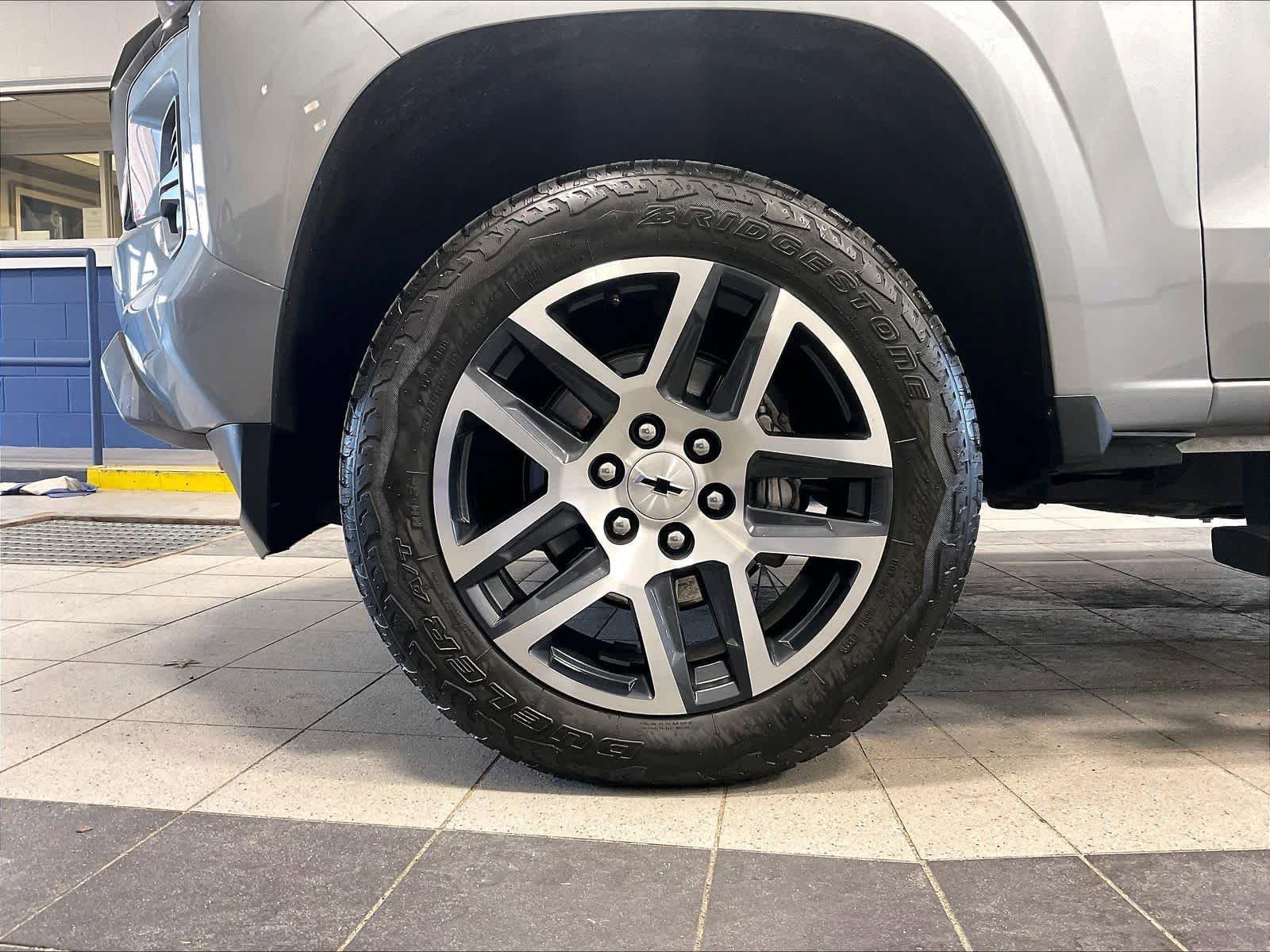 Used 2024 Chevrolet Colorado Z71 w/ Z71 Convenience Package 2 image 7