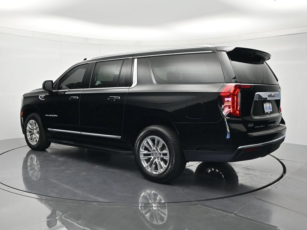 Used 2023 GMC Yukon XL SLT w/ SLT Luxury Package AWD/4WD image 7