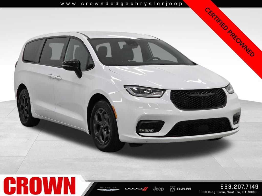 Certified 2024 Chrysler Pacifica Select image 1