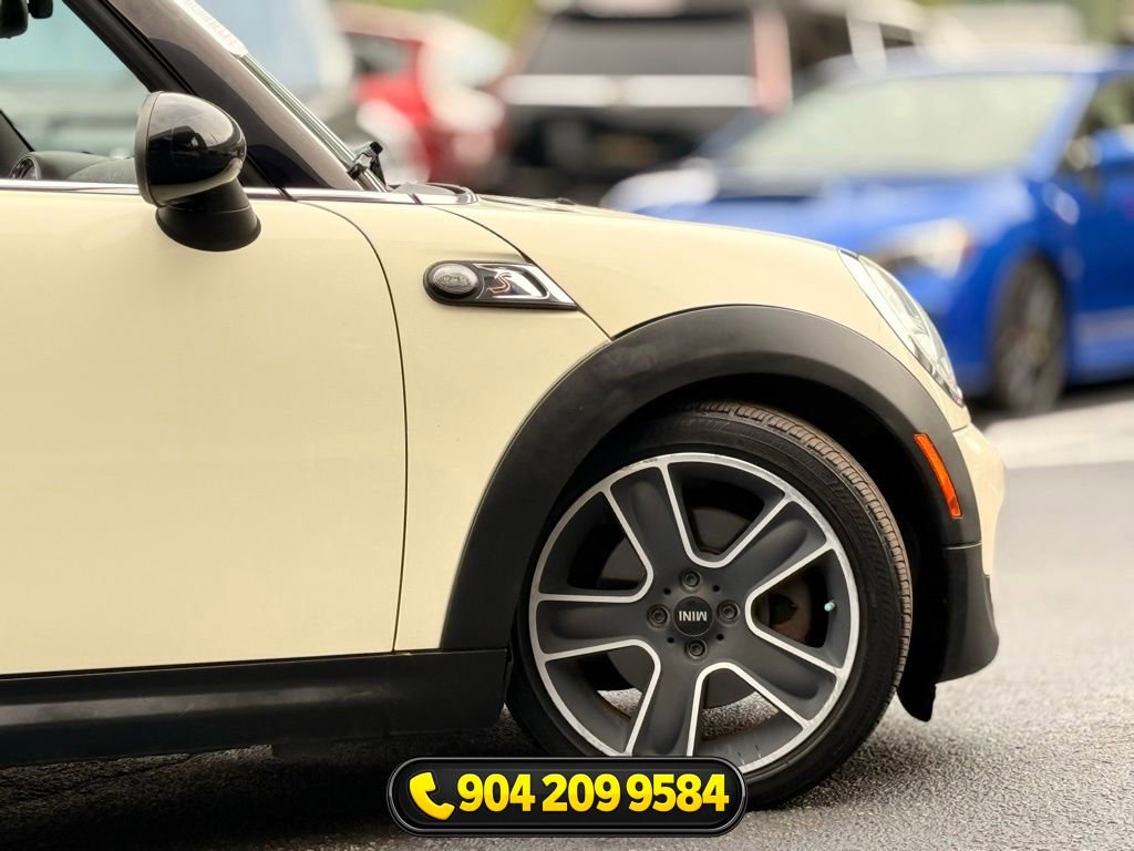 Used 2014 MINI Cooper S FWD image 9
