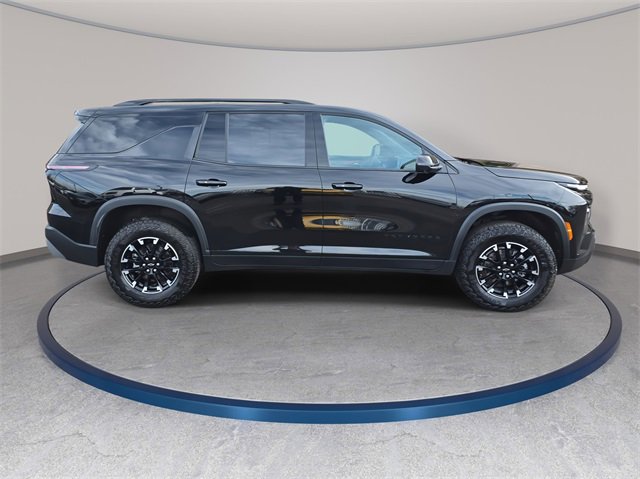 Used 2025 Chevrolet Traverse Z71 w/ Driver Confidence Package image 5