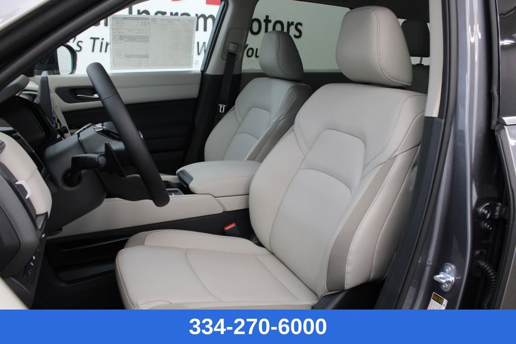 New 2026 Nissan Pathfinder SL image 12