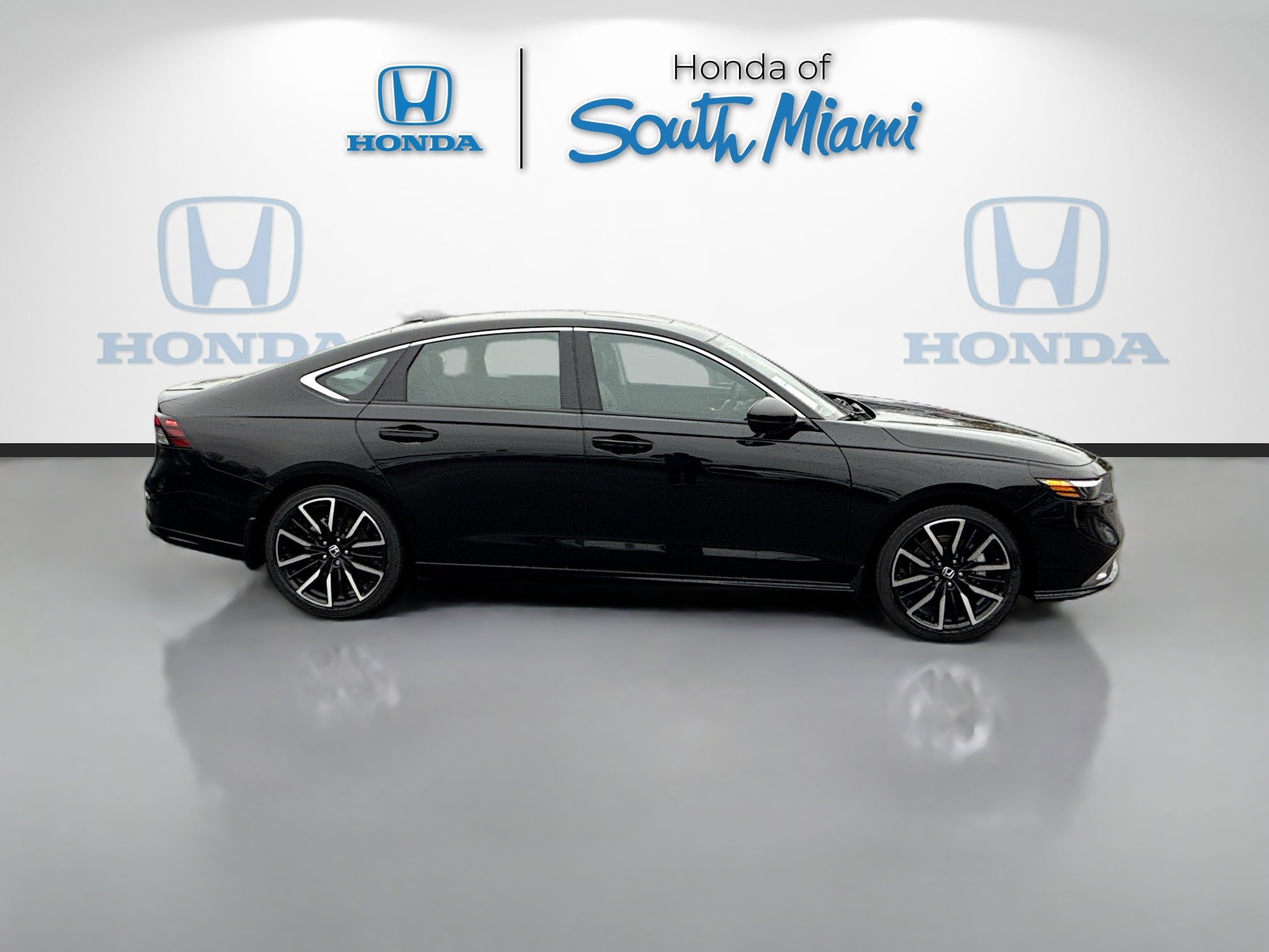 New 2026 Honda Accord Touring image 8