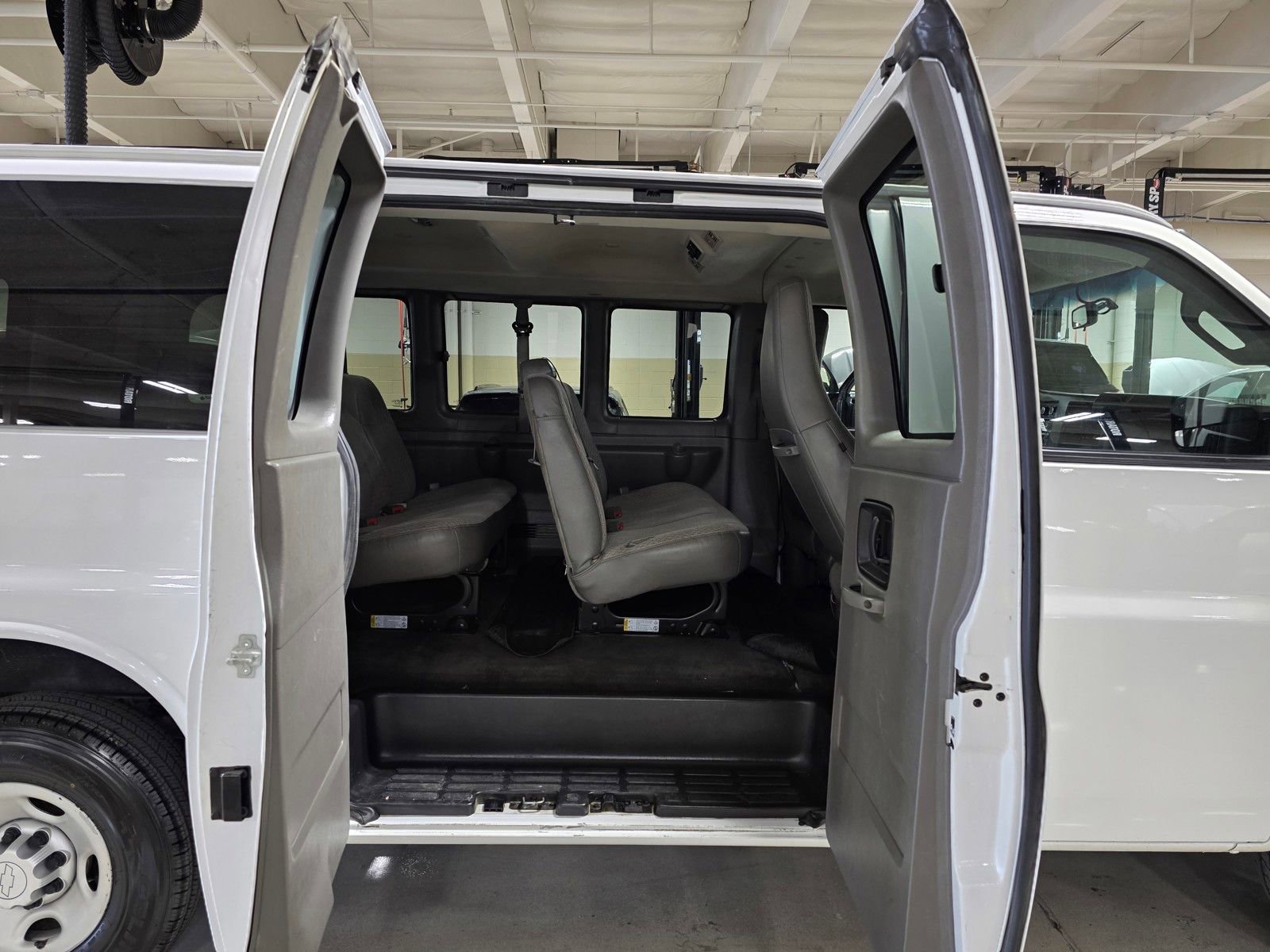 Used 2017 Chevrolet Express 2500 LS image 16