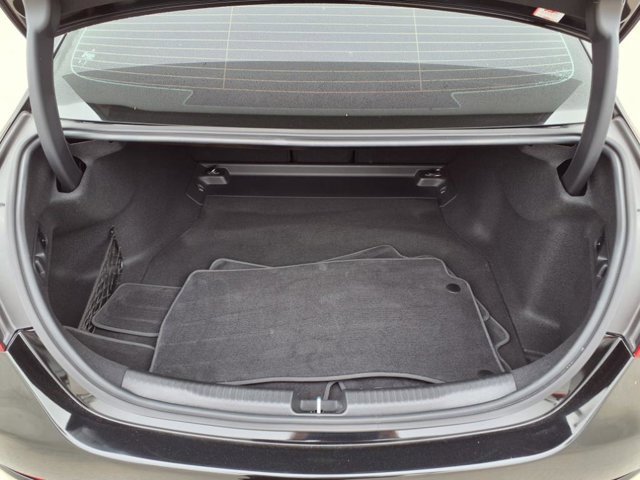 Used 2024 Mercedes-Benz C 300 Sedan image 22