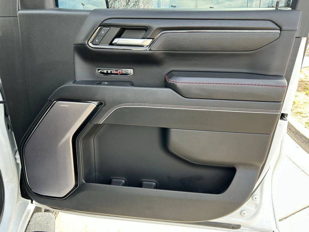 Used 2022 GMC Sierra 1500 AT4X image 29