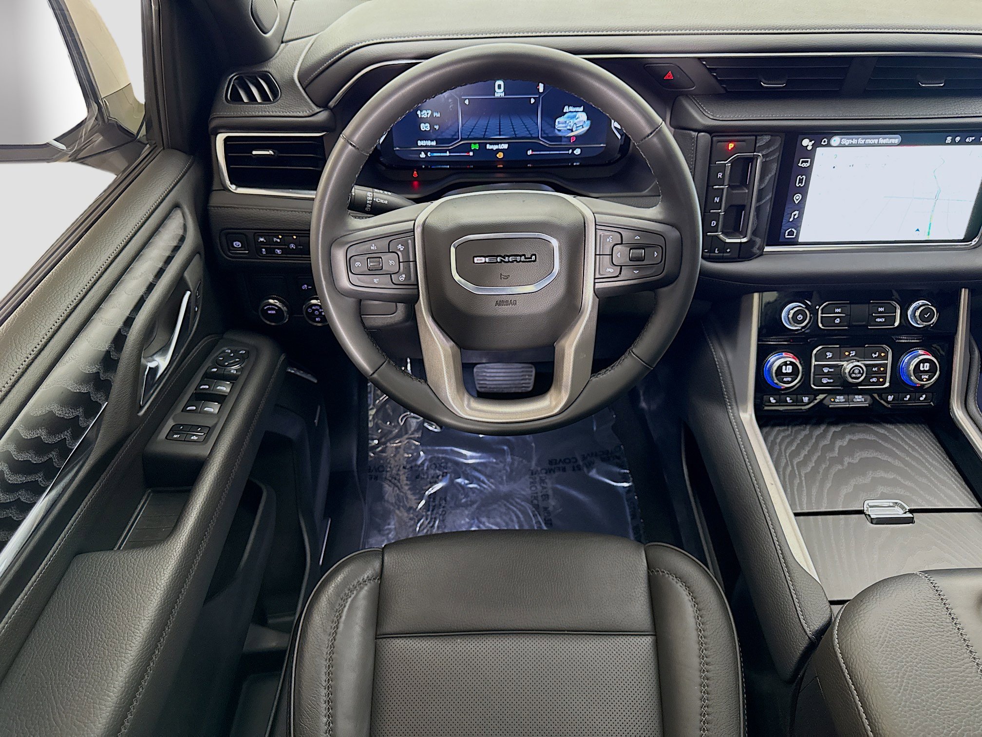 Used 2024 GMC Yukon XL Denali image 24