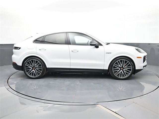 New 2026 Porsche Cayenne E-Hybrid Coupe image 25