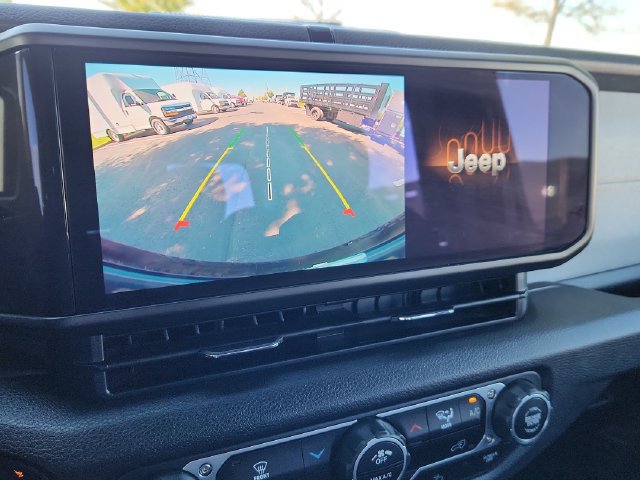Used 2025 Jeep Wrangler Sport AWD/4WD image 42