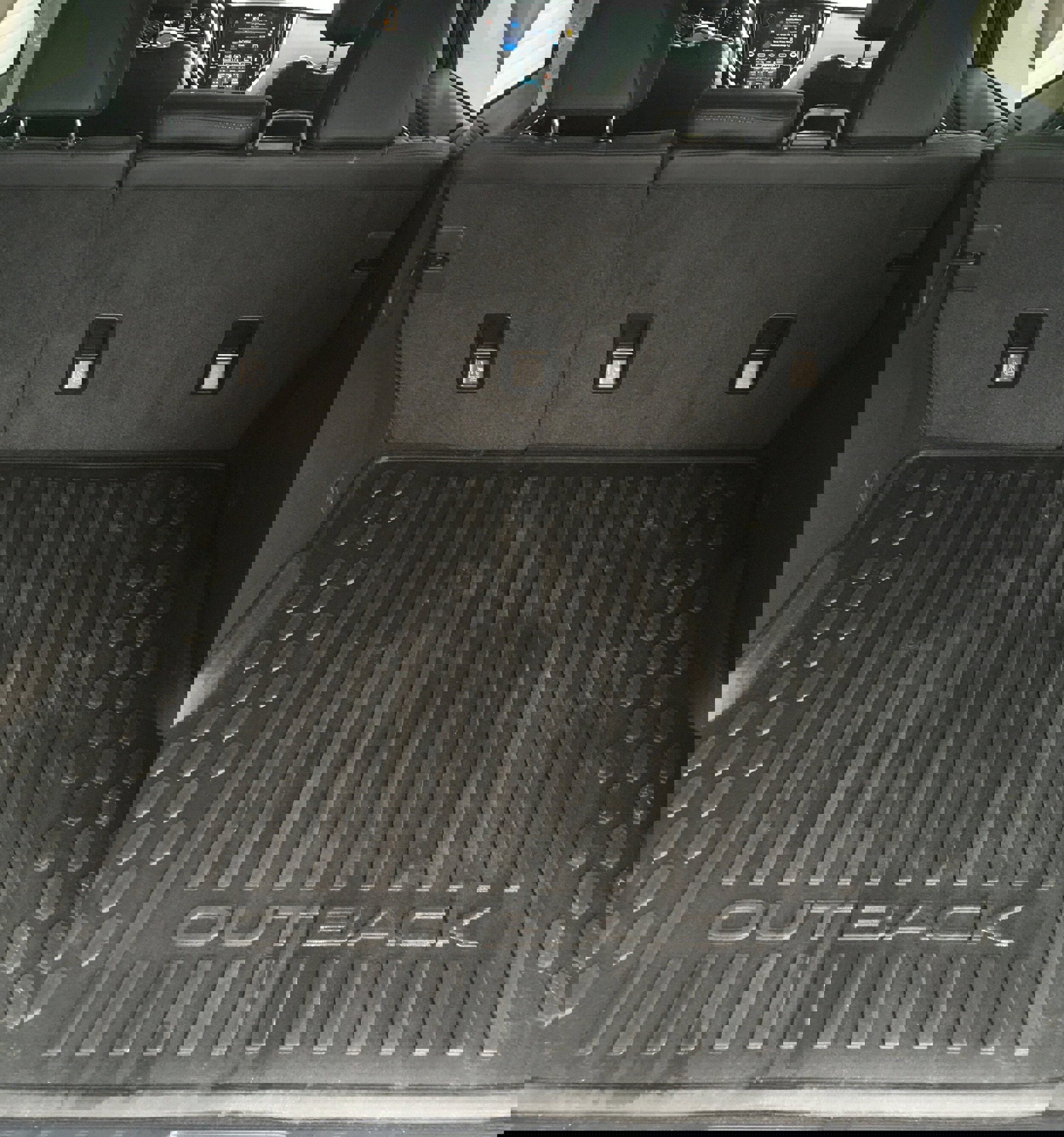 Used 2025 Subaru Outback Limited XT image 5