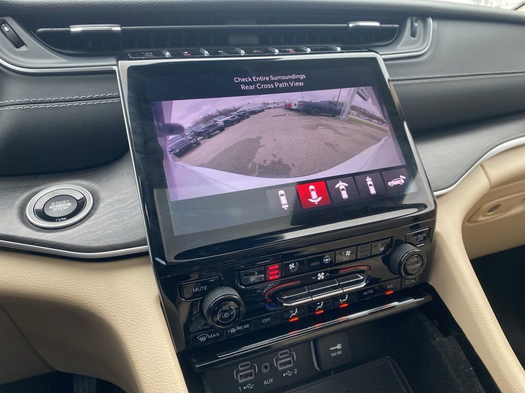 Used 2022 Jeep Grand Cherokee L Limited w/ Luxury Tech Group II image 22