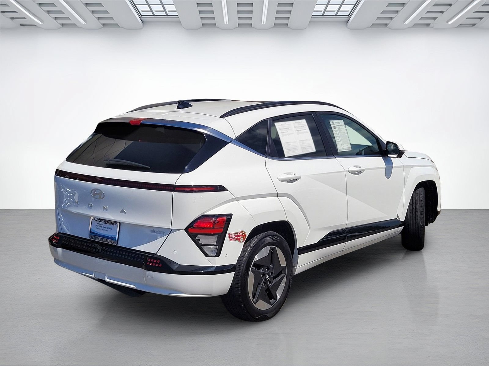 Certified 2024 Hyundai Kona Limited FWD image 4