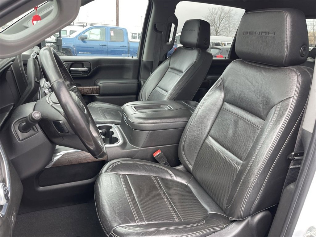 Used 2022 GMC Sierra 3500 Denali image 9