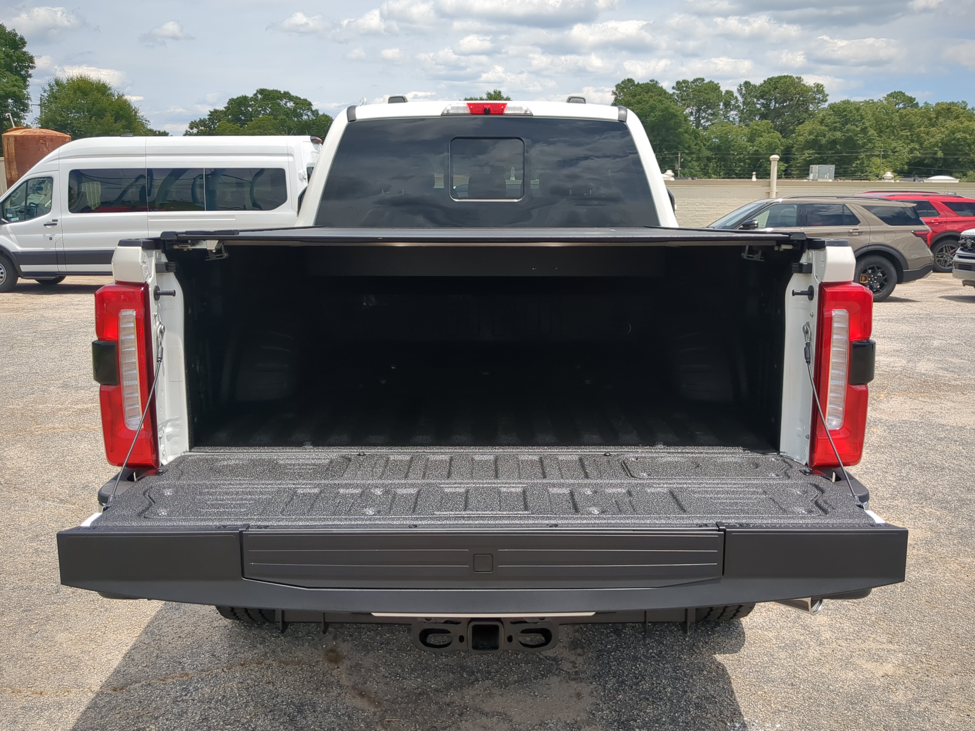 Certified 2026 Ford F350 Lariat w/ Lariat Ultimate Package AWD/4WD image 11
