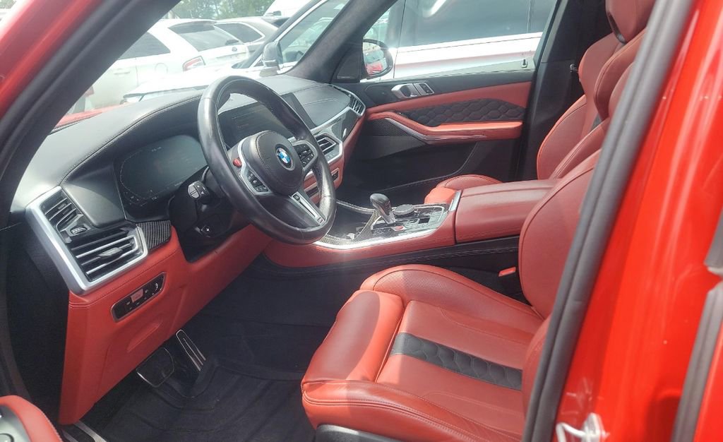 Used 2023 BMW X5 M AWD/4WD image 10