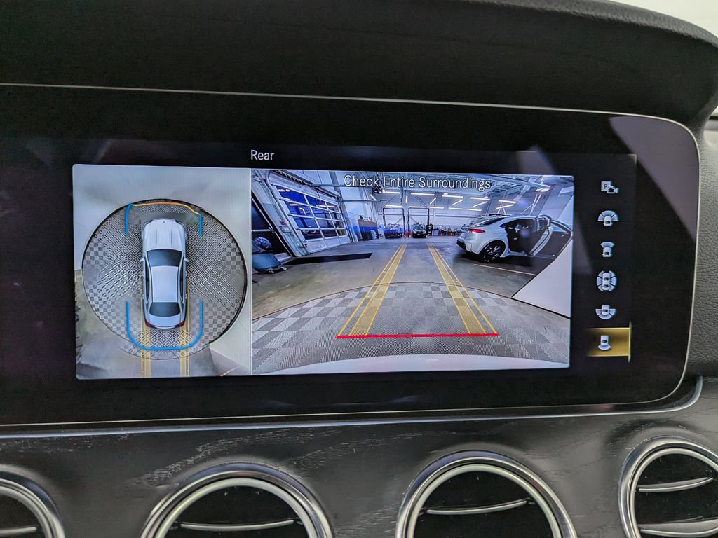 Used 2022 Mercedes-Benz E 350 4MATIC Sedan image 22