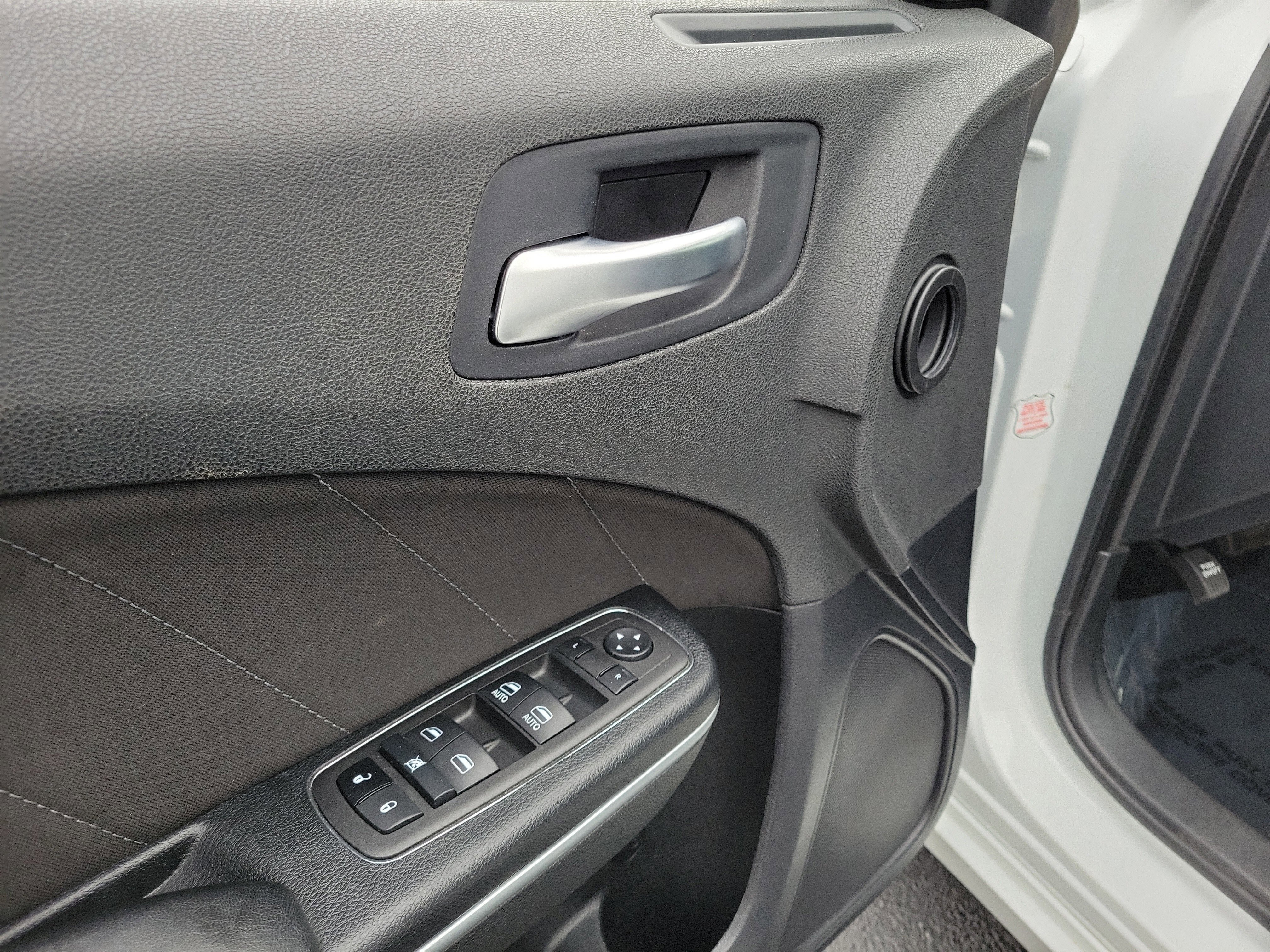 Used 2023 Dodge Charger SXT image 18