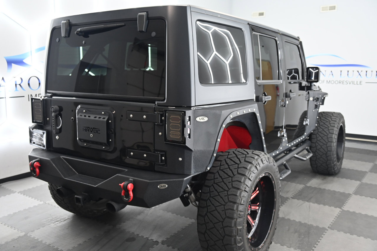 Used 2018 Jeep Wrangler Unlimited Rubicon w/ Cold Weather Group image 4