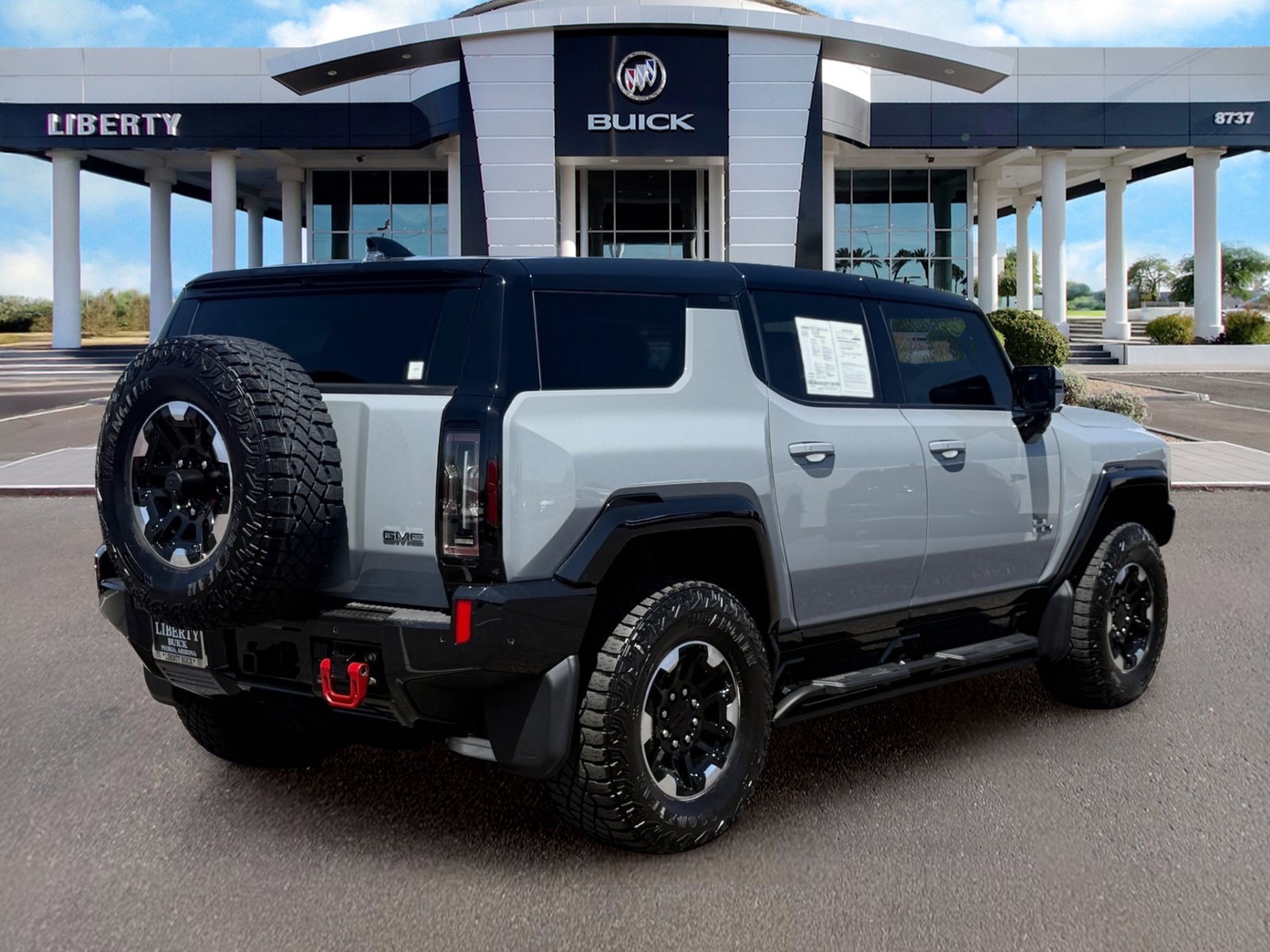 Used 2024 GMC Hummer EV 2X w/ Extreme Off-Road Package AWD/4WD image 3