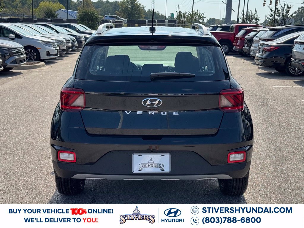 New 2026 Hyundai Venue SEL FWD image 13