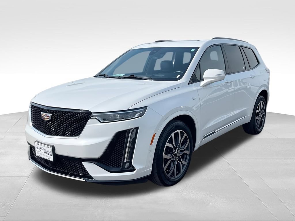 Used 2021 Cadillac XT6 Sport w/ Platinum Package AWD/4WD image 4
