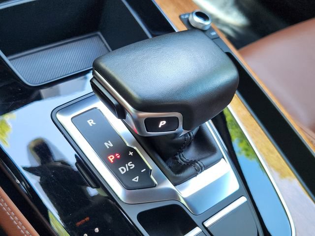 Used 2022 Audi Q5 e Premium Plus AWD/4WD image 18